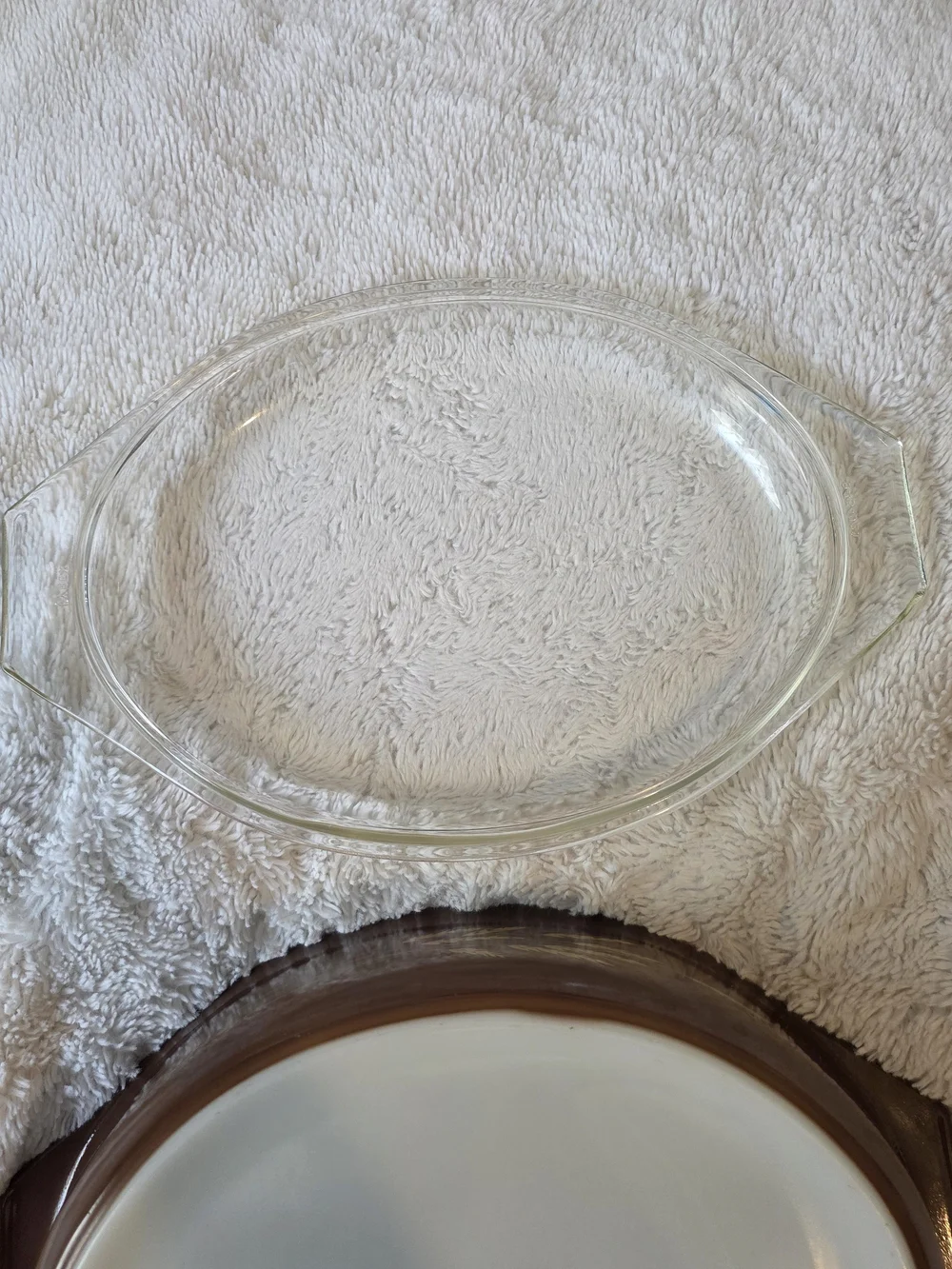 Pyrex Brown Casserole Dish with Gold Wheat Motif and Clear Lid